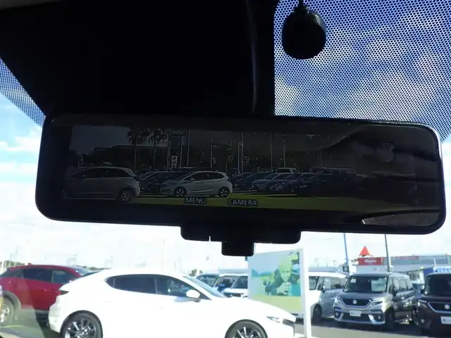 日産 ノート e－パワー X 千葉県 2019(平31)年 5.3万km スーパーブラック エマージェンシーブレーキ/インテリジェントルームミラー/純正メモリーナビ/地デジTV/【DVD/CD再生機能　Bluetooth接続】/アラウンドビューモニター/ドライブレコーダー/ETC/LEDヘッドライト/ウインカーミラー/コーナーセンサー/純正15インチアルミホイル/インテリジェントキー