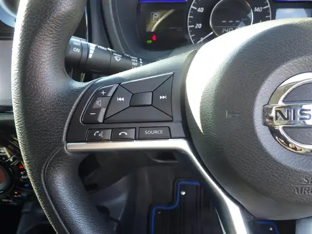 日産 ノート e－パワー X 千葉県 2019(平31)年 5.3万km スーパーブラック エマージェンシーブレーキ/インテリジェントルームミラー/純正メモリーナビ/地デジTV/【DVD/CD再生機能　Bluetooth接続】/アラウンドビューモニター/ドライブレコーダー/ETC/LEDヘッドライト/ウインカーミラー/コーナーセンサー/純正15インチアルミホイル/インテリジェントキー