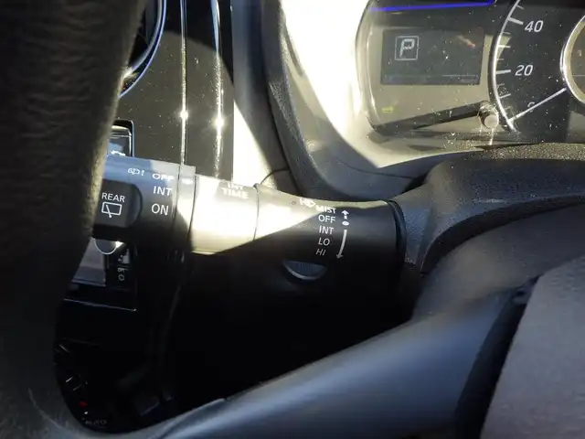 日産 ノート e－パワー X 千葉県 2019(平31)年 5.3万km スーパーブラック エマージェンシーブレーキ/インテリジェントルームミラー/純正メモリーナビ/地デジTV/【DVD/CD再生機能　Bluetooth接続】/アラウンドビューモニター/ドライブレコーダー/ETC/LEDヘッドライト/ウインカーミラー/コーナーセンサー/純正15インチアルミホイル/インテリジェントキー