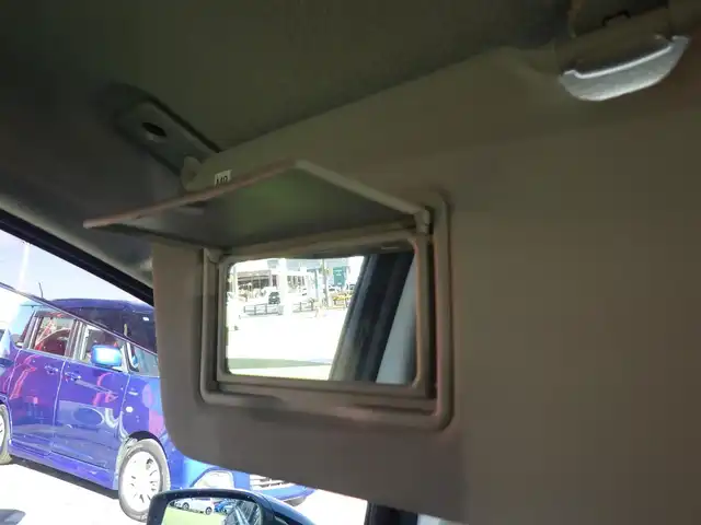 日産 ノート e－パワー X 千葉県 2019(平31)年 5.3万km スーパーブラック エマージェンシーブレーキ/インテリジェントルームミラー/純正メモリーナビ/地デジTV/【DVD/CD再生機能　Bluetooth接続】/アラウンドビューモニター/ドライブレコーダー/ETC/LEDヘッドライト/ウインカーミラー/コーナーセンサー/純正15インチアルミホイル/インテリジェントキー