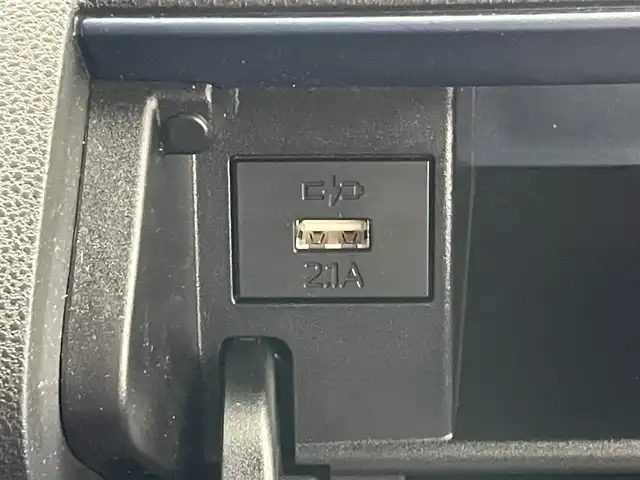 ダイハツ タント カスタム RS 愛知県 2025(令7)年 0.4万km シャイニングホワイトパール 純正１０型ナビ　全方位カメラ　シートヒーター　ＨＤＭＩ　両側パワスラ　フルセグＴＶ　ＤＶＤ　スマアシ　ＥＴＣ　ドラレコ　コーナーセンサー　衝突軽減　ＵＳＢ接続　ＬＥＤライト　フォグ　純正マット　禁煙車　オートハイビーム　Bluetooth　アイドリングストップ　純正１５インチAW　スマートキー　プッシュスタート