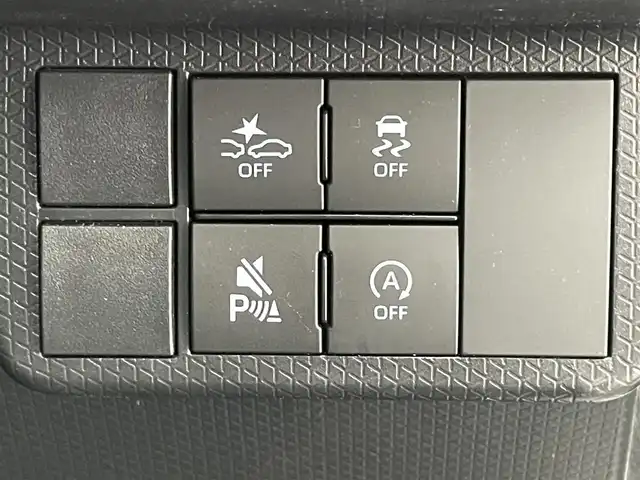 ダイハツ タント カスタム RS 愛知県 2025(令7)年 0.4万km シャイニングホワイトパール 純正１０型ナビ　全方位カメラ　シートヒーター　ＨＤＭＩ　両側パワスラ　フルセグＴＶ　ＤＶＤ　スマアシ　ＥＴＣ　ドラレコ　コーナーセンサー　衝突軽減　ＵＳＢ接続　ＬＥＤライト　フォグ　純正マット　禁煙車　オートハイビーム　Bluetooth　アイドリングストップ　純正１５インチAW　スマートキー　プッシュスタート