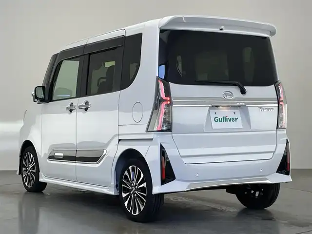 ダイハツ タント カスタム RS 愛知県 2025(令7)年 0.4万km シャイニングホワイトパール 純正１０型ナビ　全方位カメラ　シートヒーター　ＨＤＭＩ　両側パワスラ　フルセグＴＶ　ＤＶＤ　スマアシ　ＥＴＣ　ドラレコ　コーナーセンサー　衝突軽減　ＵＳＢ接続　ＬＥＤライト　フォグ　純正マット　禁煙車　オートハイビーム　Bluetooth　アイドリングストップ　純正１５インチAW　スマートキー　プッシュスタート