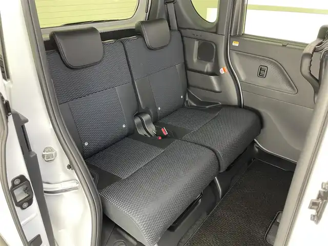 ダイハツ タント カスタム RS 愛知県 2025(令7)年 0.4万km シャイニングホワイトパール 純正１０型ナビ　全方位カメラ　シートヒーター　ＨＤＭＩ　両側パワスラ　フルセグＴＶ　ＤＶＤ　スマアシ　ＥＴＣ　ドラレコ　コーナーセンサー　衝突軽減　ＵＳＢ接続　ＬＥＤライト　フォグ　純正マット　禁煙車　オートハイビーム　Bluetooth　アイドリングストップ　純正１５インチAW　スマートキー　プッシュスタート