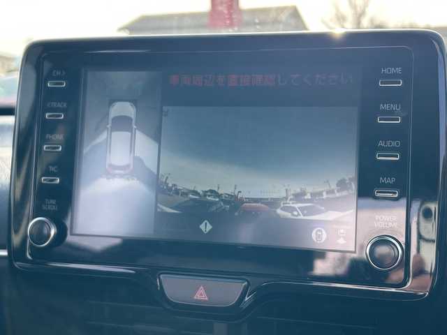 トヨタ ヤリスクロス ハイブリッド Z 富山県 2021(令3)年 8.2万km ホワイトパールクリスタルシャイン 純正ディスプレイオーディオ/ナビキット/Bluetooth/全周囲カメラ/プリクラッシュセーフティ/コーナーセンサー/レーンキープアシスト/ブラインドスポットモニター/レーダークルーズコントロール/コンビシート/パワーシート/電動リアゲート/プッシュスタート/スマートキー/ETC