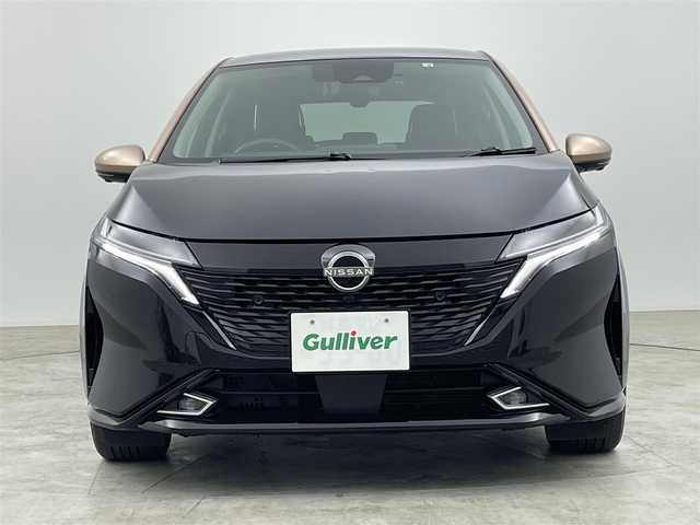 日産 オーラ G レザーエディション 群馬県 2022(令4)年 2.9万km ミッドナイトブラック/サンライズカッパー 純正９インチナビ　アラウンドビューモニター　プロパイロット　ＢＳＭ　ＢＯＳＥ　デジタルインナーミラー　ＬＥＤライト　純正１７インチＡＷ　ステアリングリモコン　コーナーセンサー　ワイヤレス充電　禁煙車
