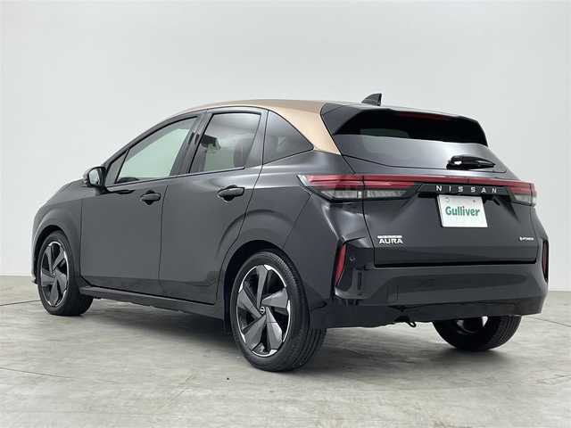 日産 オーラ G レザーエディション 群馬県 2022(令4)年 2.9万km ミッドナイトブラック/サンライズカッパー 純正９インチナビ　アラウンドビューモニター　プロパイロット　ＢＳＭ　ＢＯＳＥ　デジタルインナーミラー　ＬＥＤライト　純正１７インチＡＷ　ステアリングリモコン　コーナーセンサー　ワイヤレス充電　禁煙車