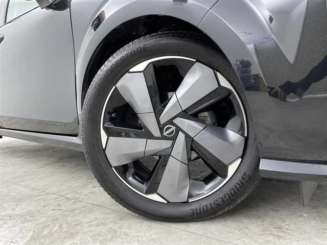 日産 オーラ G レザーエディション 群馬県 2022(令4)年 2.9万km ミッドナイトブラック/サンライズカッパー 純正９インチナビ　アラウンドビューモニター　プロパイロット　ＢＳＭ　ＢＯＳＥ　デジタルインナーミラー　ＬＥＤライト　純正１７インチＡＷ　ステアリングリモコン　コーナーセンサー　ワイヤレス充電　禁煙車