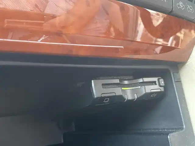トヨタ アリオン A18 Gパッケージプレミアム 愛知県 2005(平17)年 6.7万km ホワイトパールクリスタルシャイン キーレス　/オーディオ　/ISOFIX /オートライト　/HIDヘッド　/ETC