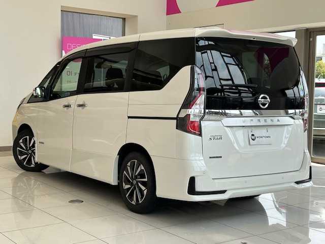日産 セレナ ハイウェイスター 埼玉県 2020(令2)年 2.2万km ブリリアントホワイトパール エマージェンシーブレーキ/プロパイロット/純正SDナビ/　　CD/DVD/BT/フルセグ/アラウンドビューモニター/両側パワースライドドア/LEDオートライト/純正16インチアルミホイール/ステアリングスイッチ/アイドリングストップ/USBポート/スマートキー/ビルトインETC/禁煙車