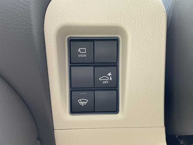 トヨタ ランドクルーザー プラド TX Lパッケージ マットブラED 福岡県 2022(令4)年 3万km ホワイトパールクリスタルシャイン 純正ディーラーナビ/（Bluetooth対応/フルセグ/AM/FM）/サンルーフ/前席シートヒーター/前席パワーシート/クルーズコントロール/アラウンドビューモニター/ブラインドスポットモニター/ETC/プッシュスタート/3列シート/3列目パワーシート/クリアランスソナー/純正フロアマット/純正アルミホイール/ルーフレール/ドアバイザー/禁煙車/保証書/取扱説明書