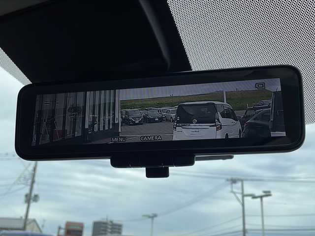 日産 ノート e－パワーX FOUR Vセレ 新潟県 2020(令2)年 0.8万km ブリリアントホワイトパール ワンオーナー/４WD/アラウンドビューモニター/インテリジェントルームミラー/インテリジェントエマージェンシーブレーキ/レーンアシスト/横滑り防止装置/LEDヘッドライト/純正ナビ/フルセグTV/ドライブレコーダー/ステアリングスイッチ/ドアミラーウインカー/LEDヘッドライト/純正15インチアルミホイール