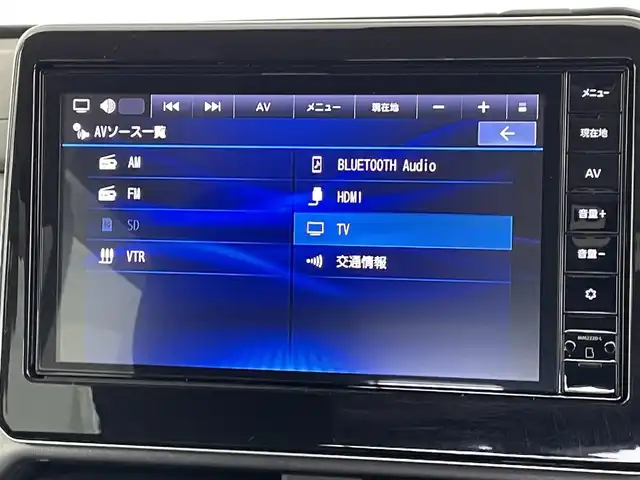 日産 ルークス ハイウェイスター X 千葉県 2023(令5)年 1万km アメジストパープル 禁煙車/エマージェンシーブレーキ/・車線逸脱警報システム/・先行車発進システム/・クリアランスソナー/純正9インチメモリナビ/・型番：MM222D-L/・Bluetooth/フルセグTV/・アラウンドビューモニター/・インテリジェントルームミラー/・ビルトインETC/ステアリングスイッチ/純正フロアマット/純正ドアバイザー/純正14インチAW/電動格納ウインカーミラー/左側パワースライドドア/オートライト/・LEDヘッドライト/・LEDフォグランプ/・ヘッドライトレベライザー/プッシュスタート/・スマートキー/・スペアキー