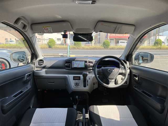 ダイハツ ミラ イース G リミテッド SAⅢ 三重県 2020(令2)年 8.4万km スカイブルーメタリック ワンオーナー/♪登録時走行距離83735km/♪スマートアシストIII/・衝突回避支援ブレーキ機能/・誤発進抑制制御機能/・車線逸脱警報機能/・先行車発進お知らせ機能/♪純正SDナビ/・フルセグTV・BTオーディオ/・DVD再生・USB・録音/♪バックカメラ/♪前席シートヒーター/♪スマートキーX2/♪プッシュスタート/♪コーナーセンサー/♪アイドリングストップ/♪LEDヘッドライト/♪オートライト/♪オートハイビーム/♪ドライブレコーダー/♪オートリトラクタブルミラー/♪フロアマット/♪ドアバイザー/♪プライバシーガラス/♪ETC/♪横滑り防止機能