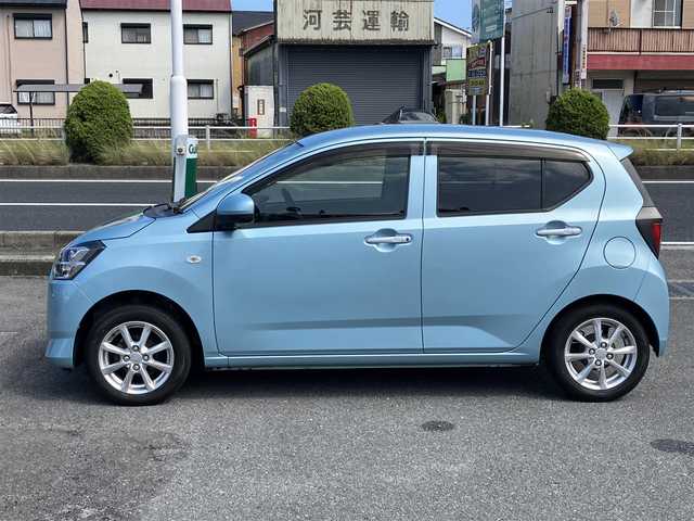 ダイハツ ミラ イース G リミテッド SAⅢ 三重県 2020(令2)年 8.4万km スカイブルーメタリック ワンオーナー/♪登録時走行距離83735km/♪スマートアシストIII/・衝突回避支援ブレーキ機能/・誤発進抑制制御機能/・車線逸脱警報機能/・先行車発進お知らせ機能/♪純正SDナビ/・フルセグTV・BTオーディオ/・DVD再生・USB・録音/♪バックカメラ/♪前席シートヒーター/♪スマートキーX2/♪プッシュスタート/♪コーナーセンサー/♪アイドリングストップ/♪LEDヘッドライト/♪オートライト/♪オートハイビーム/♪ドライブレコーダー/♪オートリトラクタブルミラー/♪フロアマット/♪ドアバイザー/♪プライバシーガラス/♪ETC/♪横滑り防止機能