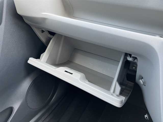 ダイハツ ミラ イース G リミテッド SAⅢ 三重県 2020(令2)年 8.4万km スカイブルーメタリック ワンオーナー/♪登録時走行距離83735km/♪スマートアシストIII/・衝突回避支援ブレーキ機能/・誤発進抑制制御機能/・車線逸脱警報機能/・先行車発進お知らせ機能/♪純正SDナビ/・フルセグTV・BTオーディオ/・DVD再生・USB・録音/♪バックカメラ/♪前席シートヒーター/♪スマートキーX2/♪プッシュスタート/♪コーナーセンサー/♪アイドリングストップ/♪LEDヘッドライト/♪オートライト/♪オートハイビーム/♪ドライブレコーダー/♪オートリトラクタブルミラー/♪フロアマット/♪ドアバイザー/♪プライバシーガラス/♪ETC/♪横滑り防止機能
