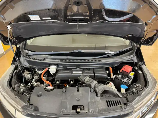 ホンダ ステップワゴン スパーダ ハイブリッド G ホンダセンシング 群馬県 2019(令1)年 8.2万km プレミアムスパークルブラックパール ホンダセンシング/衝突軽減ブレーキ/レーンキープアシスト/標識認識機能/純正フリップダウンモニター/純正ナビ/（CD/DVD/BT/フルセグ/AppleCarPlay/バックカメラ/両側電動パワースライドドア/アダプティブクルーズコントロール/LEDオートライト/純正16インチアルミホイール/わくわくゲート/ステアリングスイッチ/デュアルオートエアコン/USB入力端子/フロアマット/スマートキー/ETC