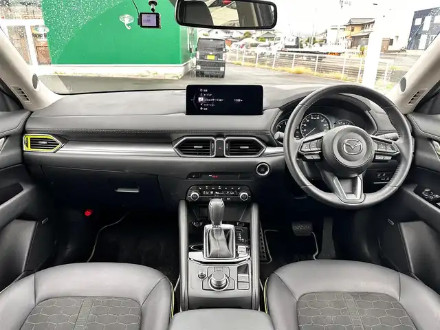 マツダ ＣＸ－５ XD フィールドジャーニー 宮城県 2022(令4)年 1.3万km ジルコンサンドメタリック BOSEサウンドシステム/ハンズフリーパワーバックドア/クルージングトラフィックサポート/ワイヤレス充電/10.25インチセンターディスプレイ/地デジTVチューナー/＝＝＝/オフロードトラクションアシスト/インテリジェントドライブセレクト（オフロード）/アドバンストスマートシティブレーキサポート/後退時スマートシティブレーキサポート/誤発進抑制制御/スマートブレーキサポート/レーダークルーズコントロール/ブラインドスポットモニタリング/車線逸脱警報システム/レーンキープアシストシステム/パーキングセンサー/ドライバーアテンションアラート/ヘッドアップディスプレイ/360度ビューモニター/ハーフレザーシート/運転席メモリー機能付パワーシート/シートヒーター/ステアリングヒーター/革巻きステアリング/パドルシフト/アダプティブLEDヘッドランプ/フォグランプ/オートライト/電動パーキングブレーキ/ブレーキホールド/ルーフレール/純正17インチAW/フロアマット/ドアバイザー