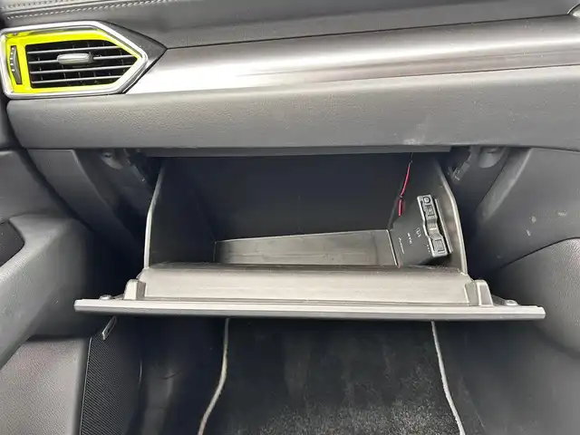 マツダ ＣＸ－５ XD フィールドジャーニー 宮城県 2022(令4)年 1.3万km ジルコンサンドメタリック BOSEサウンドシステム/ハンズフリーパワーバックドア/クルージングトラフィックサポート/ワイヤレス充電/10.25インチセンターディスプレイ/地デジTVチューナー/＝＝＝/オフロードトラクションアシスト/インテリジェントドライブセレクト（オフロード）/アドバンストスマートシティブレーキサポート/後退時スマートシティブレーキサポート/誤発進抑制制御/スマートブレーキサポート/レーダークルーズコントロール/ブラインドスポットモニタリング/車線逸脱警報システム/レーンキープアシストシステム/パーキングセンサー/ドライバーアテンションアラート/ヘッドアップディスプレイ/360度ビューモニター/ハーフレザーシート/運転席メモリー機能付パワーシート/シートヒーター/ステアリングヒーター/革巻きステアリング/パドルシフト/アダプティブLEDヘッドランプ/フォグランプ/オートライト/電動パーキングブレーキ/ブレーキホールド/ルーフレール/純正17インチAW/フロアマット/ドアバイザー