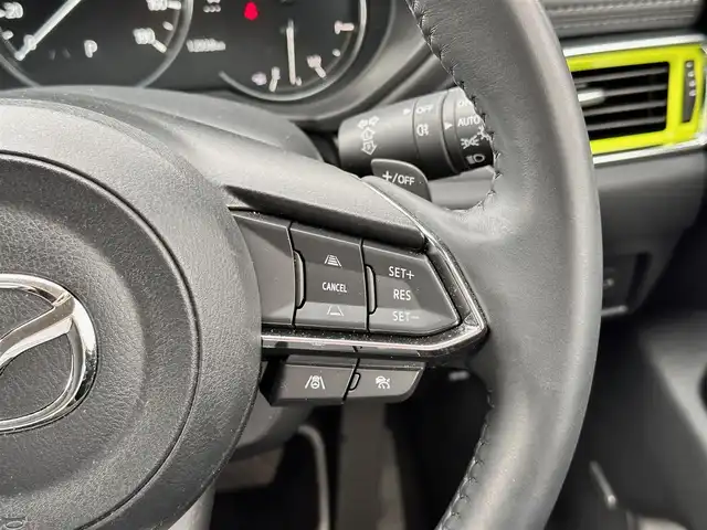 マツダ ＣＸ－５ XD フィールドジャーニー 宮城県 2022(令4)年 1.3万km ジルコンサンドメタリック BOSEサウンドシステム/ハンズフリーパワーバックドア/クルージングトラフィックサポート/ワイヤレス充電/10.25インチセンターディスプレイ/地デジTVチューナー/＝＝＝/オフロードトラクションアシスト/インテリジェントドライブセレクト（オフロード）/アドバンストスマートシティブレーキサポート/後退時スマートシティブレーキサポート/誤発進抑制制御/スマートブレーキサポート/レーダークルーズコントロール/ブラインドスポットモニタリング/車線逸脱警報システム/レーンキープアシストシステム/パーキングセンサー/ドライバーアテンションアラート/ヘッドアップディスプレイ/360度ビューモニター/ハーフレザーシート/運転席メモリー機能付パワーシート/シートヒーター/ステアリングヒーター/革巻きステアリング/パドルシフト/アダプティブLEDヘッドランプ/フォグランプ/オートライト/電動パーキングブレーキ/ブレーキホールド/ルーフレール/純正17インチAW/フロアマット/ドアバイザー