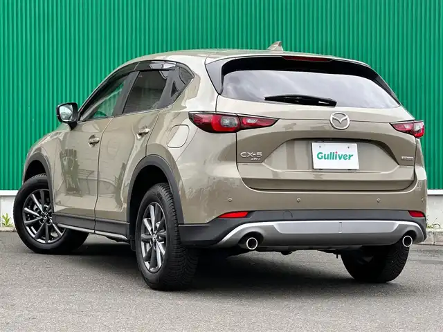 マツダ ＣＸ－５ XD フィールドジャーニー 宮城県 2022(令4)年 1.3万km ジルコンサンドメタリック BOSEサウンドシステム/ハンズフリーパワーバックドア/クルージングトラフィックサポート/ワイヤレス充電/10.25インチセンターディスプレイ/地デジTVチューナー/＝＝＝/オフロードトラクションアシスト/インテリジェントドライブセレクト（オフロード）/アドバンストスマートシティブレーキサポート/後退時スマートシティブレーキサポート/誤発進抑制制御/スマートブレーキサポート/レーダークルーズコントロール/ブラインドスポットモニタリング/車線逸脱警報システム/レーンキープアシストシステム/パーキングセンサー/ドライバーアテンションアラート/ヘッドアップディスプレイ/360度ビューモニター/ハーフレザーシート/運転席メモリー機能付パワーシート/シートヒーター/ステアリングヒーター/革巻きステアリング/パドルシフト/アダプティブLEDヘッドランプ/フォグランプ/オートライト/電動パーキングブレーキ/ブレーキホールド/ルーフレール/純正17インチAW/フロアマット/ドアバイザー