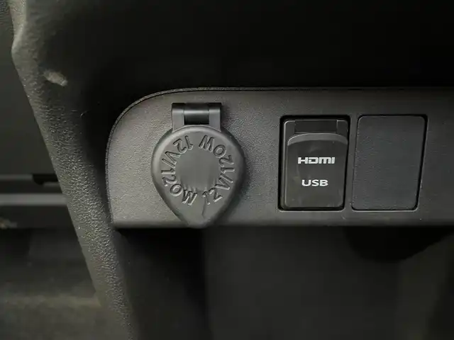 ダイハツ ムーヴ キャンバス G メイクアップ リミテッド　SAⅢ 千葉県 2020(令2)年 1.3万km パールホワイトⅢ/ナチュラルベージュマイカメタリック 2トーン スマートアシストIII/・衝突回避支援ブレーキ機能/・衝突警報機能/・車線逸脱警報機能/・先行車発進お知らせ機能/・誤発進抑制制御機能/・オートハイビーム/衝突安全ボディ/純正8インチナビ/・ラジオ/CD・DVD/Bluetooth/フルセグテレビ/アラウンドビューモニター/両側パワースライドドア/ドライブレコーダー前方/LEDヘッドライト/フォグライト/オートライト/純正フロアマット/取扱説明書/保証書/スペアキー/ディーラー点検記録簿(R3/R5/R7)