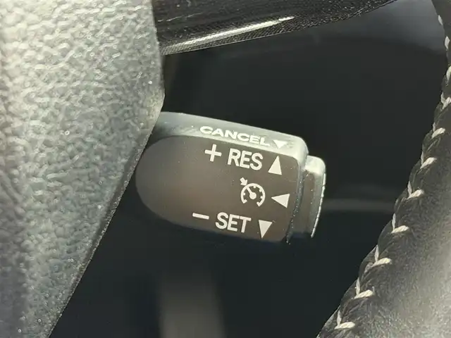 トヨタ シエンタ ハイブリッド G クエロ 大阪府 2022(令4)年 1.5万km ブラックマイカ/ベージュ 2トーン 純正ナビＴＶ　全方位カメラ　クルコン　衝突軽減　ハーフレザー　シートヒーター　ハンドルヒーター　ＥＴＣ　ドラレコ　オートハイビーム　ＬＥＤヘッドライト　レーンアシスト　スマートキー　フォグランプ