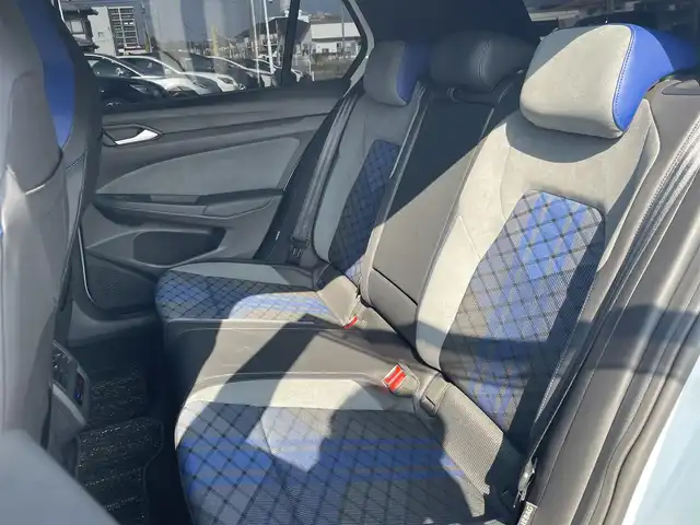 フォルクスワーゲン ＶＷ ゴルフ Ｒ TSI 4モーション 長崎県 2022(令4)年 3.6万km 白 純正メーカーナビ/BT/USB/フルセグTV/バックカメラ/衝突被害軽減システム/R専用シート/前席シートヒーター/ステアリングヒーター/ステアリングスイッチ/レーダークルーズコントロール/パドルシフト/コーナーセンサー/ビルトインETC