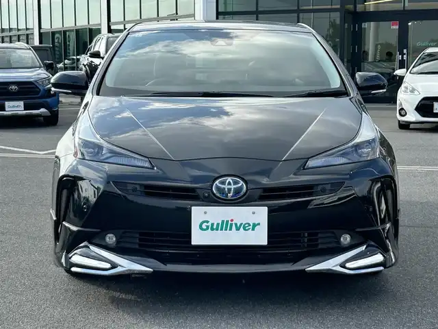 トヨタ プリウス S ツーリングセレ ブラックED 奈良県 2022(令4)年 2.8万km プレシャスブラックパール 社外エアロ/純正ディスプレイオーディオ(AM・FM/BT/USB)/アラウンドビューモニター/ビルトインETC2.0/シートヒーター(D/N席)/nanoe/AC100V電源/Toyota Safety Sense/プリクラッシュセーフティ/レーントレーシングアシスト/オートマチックハイビーム/ロードサインアシスト/レーダークルーズコントロール/先行車発進告知機能/LEDヘッドライト/フォグライト/ウィンカーミラー/純正17インチアルミホイール/純正フロアマット/ドアバイザー