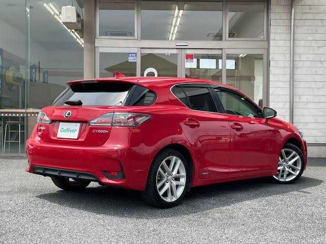 レクサス ＣＴ 200h バージョンC 埼玉県 2014(平26)年 5.9万km マダーレッド メーカーナビ/バックカメラ/本革シート/サンルーフ/クルーズコントロール/前席パワーシート/メモリーシート/スマートキー/LEDヘッドライト/クリアランスソナー/ETC/保証書/取扱説明書/スペアキー