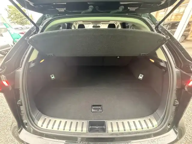 レクサス ＮＸ 300h Iパッケージ 千葉県 2016(平28)年 3.7万km グラファイトブラックガラスフレーク ムーンルーフ/純正ナビ/CD/DVD/B-ray/BT/USB/AUX/フルセグTV/バックカメラ/サイドビューモニター/ETC2.0/クルーズコントロール/パドルシフト/ステアリングヒーター/シートヒーター/黒革シート/メモリ付きパワーシート/LED３眼オートライト/LEDフォグ/純正アルミホイール