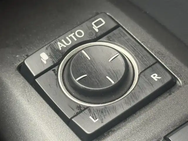 レクサス ＮＸ 300h Iパッケージ 千葉県 2016(平28)年 3.7万km グラファイトブラックガラスフレーク ムーンルーフ/純正ナビ/CD/DVD/B-ray/BT/USB/AUX/フルセグTV/バックカメラ/サイドビューモニター/ETC2.0/クルーズコントロール/パドルシフト/ステアリングヒーター/シートヒーター/黒革シート/メモリ付きパワーシート/LED３眼オートライト/LEDフォグ/純正アルミホイール