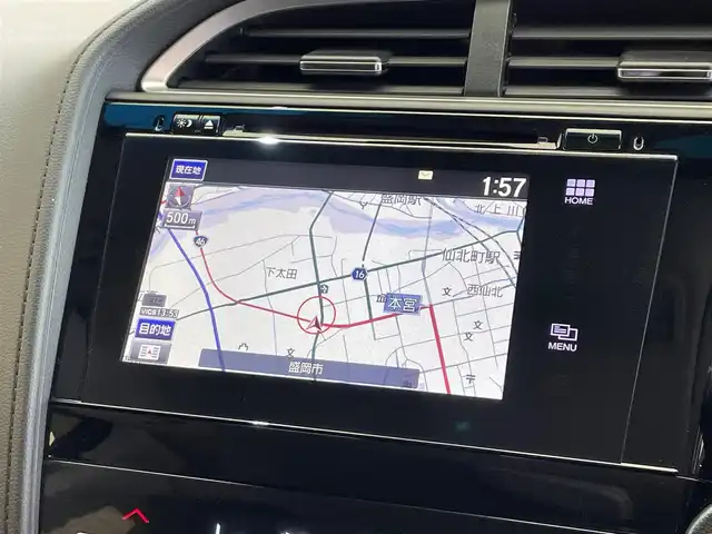 ホンダ シャトル ハイブリッド Z 岩手県 2015(平27)年 4万km ミスティックガーネットP ４WD/あんしんパッケージ/低速域衝突軽減ブレーキ/誤発進抑制機能/横滑り防止装置/チップアップリヤシート/シートヒーター/熱線入りフロントウインドウ/ヒーテッドドアミラー/パドルシフト/本革巻きステアリング/振幅感応式ダンパー/純正ナビ/（CD/DVD/フルセグ/USB/HDMI/Bluetooth）/ステアリングスイッチ/バックカメラ/ETC/LEDヘッドライト/フォグランプ/純正16インチアルミホイール