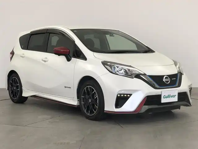 日産 ノート e－パワー ニスモ 愛知県 2017(平29)年 7万km ブリリアントホワイトパール ・純正7インチナビ/・全方位カメラ/・Bluetooth/・フルセグTV/・衝突被害軽減システム/・コーナーセンサー/・クルーズコントロール/・レーンキープアシスト/・オートライト/・フォグランプ/・ドライブレコーダー/・ETC/・純正AW/・純正フロアマット/・プッシュスタート/・スマートキー