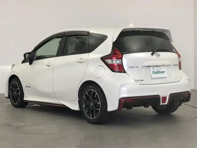 日産 ノート e－パワー ニスモ 愛知県 2017(平29)年 7万km ブリリアントホワイトパール ・純正7インチナビ/・全方位カメラ/・Bluetooth/・フルセグTV/・衝突被害軽減システム/・コーナーセンサー/・クルーズコントロール/・レーンキープアシスト/・オートライト/・フォグランプ/・ドライブレコーダー/・ETC/・純正AW/・純正フロアマット/・プッシュスタート/・スマートキー