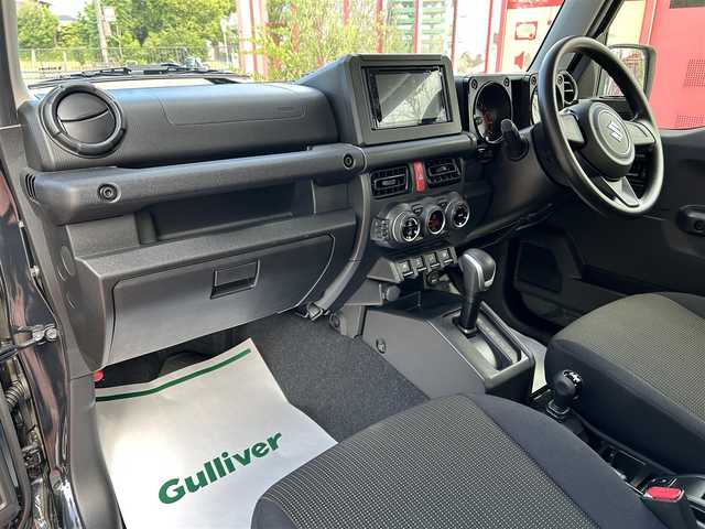 スズキ ジムニー XL 香川県 2023(令5)年 0.8万km ブルーイッシュブラックパール3 ディスプレイオーディオ/【CD/DVD/Bluetooth】/アイドリングストップ/前席シートヒーター/横滑り防止装置/レーンキープアシスト/衝突被害軽減システム/社外LEDヘッドライト/スマートキー/プッシュスタート/純正16インチホイール/純正ビルトインETC/社外前後ドライブレコーダー