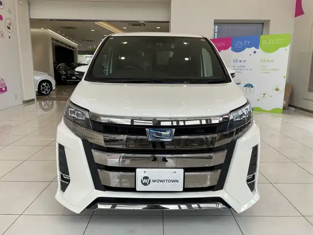 トヨタ ノア ハイブリッド Si ダブルバイビー 埼玉県 2018(平30)年 8.1万km ラグジュアリーホワイトパールクリスタルシャインガラスフレーク トヨタセーフティーセンス 　　/フリップダウンモニター　/10インチメモリナビ/　　CD/DVD/BT/フルセグ /バックカメラ /両側パワースライドドア /クルーズコントロール /LEDオートライト /ハーフレザーシート /シートヒーター /純正16インチアルミホイール/ステアリングスイッチ /ETC