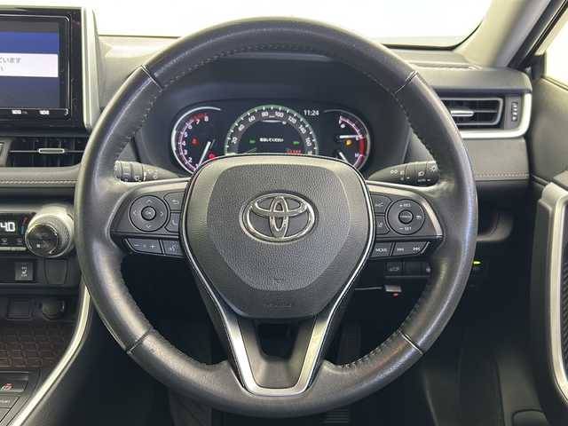 トヨタ ＲＡＶ４ G 福井県 2021(令3)年 5.6万km アティチュードブラックマイカ 純正フルセグTVナビ/・TV/BT/CD/DVD/AM/FM/バックカメラ/デジタルインナーミラー/前後ドラレコ/追従機能付きクルーズコントロール/レーンキープアシスト/クリアランスソナー/ブラインドスポットモニター/純正ビルトインETC/運転席パワーシート/純正18インチAW/純正フロアマット/プッシュスタート
