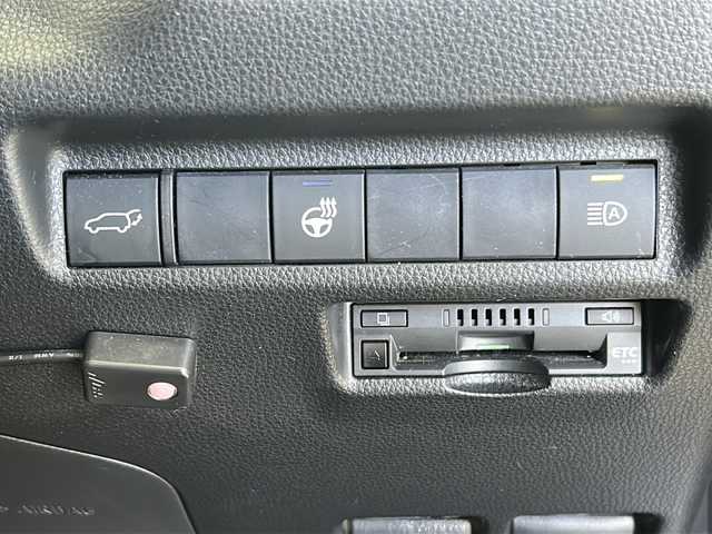 トヨタ ＲＡＶ４ G 福井県 2021(令3)年 5.6万km アティチュードブラックマイカ 純正フルセグTVナビ/・TV/BT/CD/DVD/AM/FM/バックカメラ/デジタルインナーミラー/前後ドラレコ/追従機能付きクルーズコントロール/レーンキープアシスト/クリアランスソナー/ブラインドスポットモニター/純正ビルトインETC/運転席パワーシート/純正18インチAW/純正フロアマット/プッシュスタート