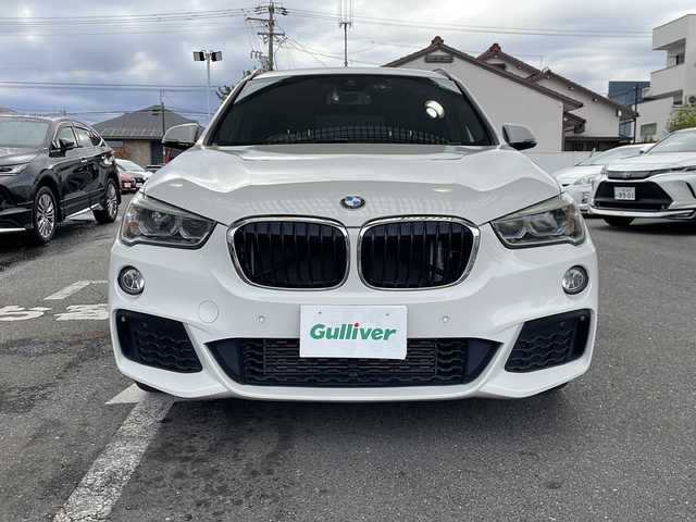 ＢＭＷ Ｘ１ xDrive 18d Mスポーツ ハイライン 愛知県 2019(令1)年 6.6万km アルピンホワイトⅢ 4WD/ディーゼル・ターボ/メーカーオプション/ハイラインパッケージ/-パーフォレーテッドダコタレザーシート/-フロントシートヒーティング/-ファインウッドオークグレインマットインテリアトリム/コンフォートパッケージ/-オートマチックテールゲートオペレーション/-スライディングリヤシート/-電動フロントシート運転席メモリー機能付/主要装備/インテリジェントセーフティ/純正HDDナビ/(DVD/Bt/USB)/バックカメラ/ミラー一体型ETC/スマートキー/前後バンパーソナー/ダウンヒルアシスト/18インチアルミホイール/LEDオートライト/シルバールーフレール/ウインカーミラー/前後フォグランプ/革巻きステア/ノブ/オーディオ/ステアスイッチ/オートワイパー/電格調整ミラー/レーンキーピングアシスト/パーキングアシスト/ヒルクライムアシスト/横滑り防止機能/W/サイド/カーテンエアバッグ/ABS/スマートキー/保証書/取説/記録簿