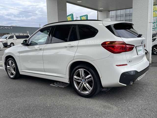 ＢＭＷ Ｘ１ xDrive 18d Mスポーツ ハイライン 愛知県 2019(令1)年 6.6万km アルピンホワイトⅢ 4WD/ディーゼル・ターボ/メーカーオプション/ハイラインパッケージ/-パーフォレーテッドダコタレザーシート/-フロントシートヒーティング/-ファインウッドオークグレインマットインテリアトリム/コンフォートパッケージ/-オートマチックテールゲートオペレーション/-スライディングリヤシート/-電動フロントシート運転席メモリー機能付/主要装備/インテリジェントセーフティ/純正HDDナビ/(DVD/Bt/USB)/バックカメラ/ミラー一体型ETC/スマートキー/前後バンパーソナー/ダウンヒルアシスト/18インチアルミホイール/LEDオートライト/シルバールーフレール/ウインカーミラー/前後フォグランプ/革巻きステア/ノブ/オーディオ/ステアスイッチ/オートワイパー/電格調整ミラー/レーンキーピングアシスト/パーキングアシスト/ヒルクライムアシスト/横滑り防止機能/W/サイド/カーテンエアバッグ/ABS/スマートキー/保証書/取説/記録簿