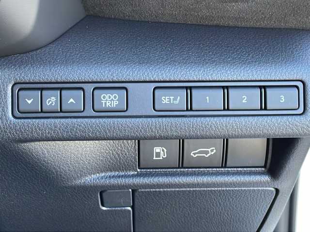 レクサス ＬＢＸ モリゾウ RR 徳島県 2025(令7)年 0.1万km 白Ⅱ 黒革シート/純正9.8インチディスプレイオーディオ/（Bluetooth/フルセグ/AM/FM/Apple CarPlay）/パノラミックビューモニター/パドルシフト/レクサスセーフティーシステム/・レーダークルーズコントロール/・ブラインドスポットモニター/・クリアランスソナー/ステアリングヒーター/前席シートヒーター/D席パワーシート/D席メモリーシート/パワーバックドア/ビルトインETC2.0/置くだけ充電/スペアキー/取扱説明書/保証書