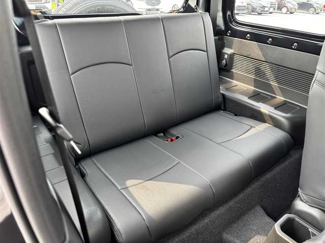 スズキ ジムニー XG 滋賀県 2023(令5)年 0.8万km ブルーイッシュブラックパール3 Carrozzeriaディスプレイオーディオ/(Bluetooth/AppleCarplay)/4WD/5MT/衝突軽減ブレーキ/レーンキープアシスト/ビルトインETC/センターデフロック/ダウンヒルアシスト/スタッドレスタイヤ付き/USB
