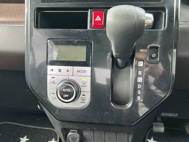 トヨタ タンク G S 千葉県 2017(平29)年 12.1万km ブライトシルバーM ナビNSCD-W66 バックカメラ 両側パワースライドドア ETC クルコン BT 革調カバー ステアスイッチ スマアシ オートライト フォグライト 外14インチAW スマートキー プッシュスタート