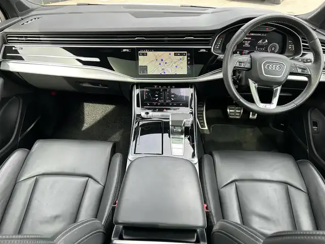 アウディ Ｑ７ 道東・釧路十勝 2021(令3)年 3.2万km グレイシアホワイトメタリック 7シーターパッケージ/アダプティブクルーズコントロール/ヘッドアップディスプレイ/バーチャルコックピット/パノラマサンルーフ/メモリ付きパワーシート/黒革/シートヒーター/ステアリングヒーター/パワーバックドア/パワーサードシート/純正ナビ/TV/純正ドライブレコーダー(前後)/LEDヘッドライト/オートライト/リアフォグライト/パドルシフト/ダウンヒルアシストコントロール/360°カメラ/パワードアクロージング/ETC/純正21インチAW
