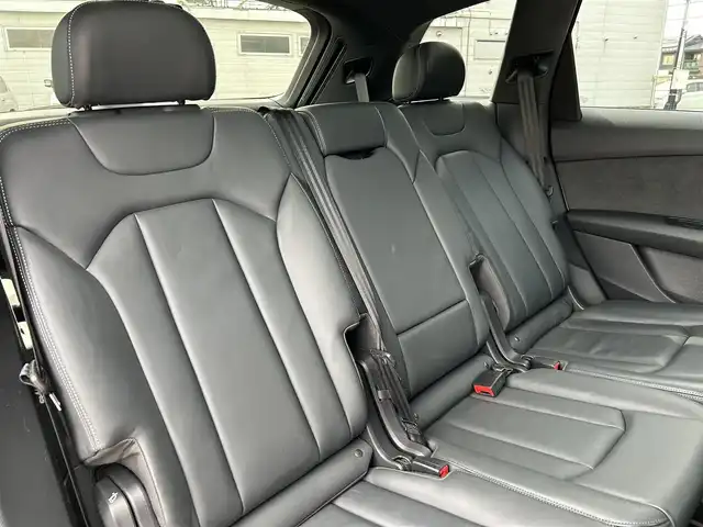 アウディ Ｑ７ 道東・釧路十勝 2021(令3)年 3.2万km グレイシアホワイトメタリック 7シーターパッケージ/アダプティブクルーズコントロール/ヘッドアップディスプレイ/バーチャルコックピット/パノラマサンルーフ/メモリ付きパワーシート/黒革/シートヒーター/ステアリングヒーター/パワーバックドア/パワーサードシート/純正ナビ/TV/純正ドライブレコーダー(前後)/LEDヘッドライト/オートライト/リアフォグライト/パドルシフト/ダウンヒルアシストコントロール/360°カメラ/パワードアクロージング/ETC/純正21インチAW
