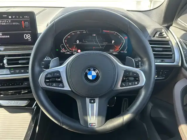 ＢＭＷ Ｘ３ xDrive20d Mスポーツ 群馬県 2022(令4)年 1.6万km サファイアブラックP 4WD/ターボ/ドライビングアシストプロフェッショナル/・アクティブクルーズコントロール/・プリクラッシュセーフティ/・レーンキーピングアシスタント/・ステアリング&レーンコントロールアシスト/・エマージェンシーストップアシスト/・パーキングアシストプロフェッショナル/・リバースアシスト/BMWiDriveナビゲーションシステム/(Bluetooth/AppleCarPlay/フルセグ/USB)/バックカメラ/アラウンドビューモニター/ブラウンレザーシート/サンルーフ/全席シートヒーター/D/N席パワーシート（D席メモリー機能付き）/置くだけ充電/ETC内臓ルームミラー/プッシュスタート/オートエアコン/電動格納ウインカーミラー/革巻きステアリング/ステアリングスイッチ/ステアリングヒーター/パドルシフト/harman/kardonサウンドシステム/F/Rコーナーセンサー/2列目サンシェード/トノカバー/純正フロアマット/純正19インチAW/スペアキー×1