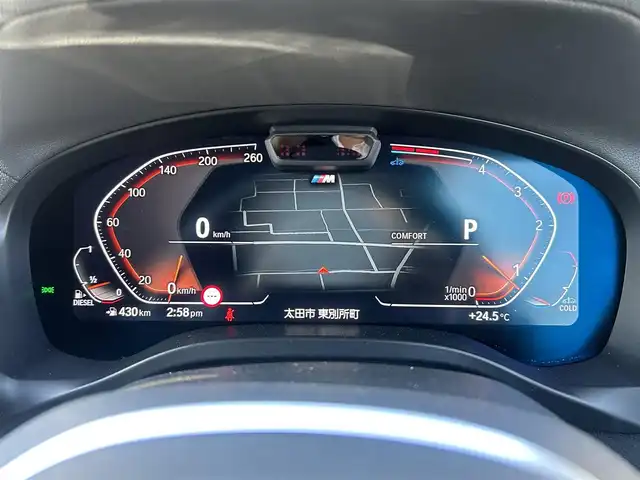 ＢＭＷ Ｘ３ xDrive20d Mスポーツ 群馬県 2022(令4)年 1.6万km サファイアブラックP 4WD/ターボ/ドライビングアシストプロフェッショナル/・アクティブクルーズコントロール/・プリクラッシュセーフティ/・レーンキーピングアシスタント/・ステアリング&レーンコントロールアシスト/・エマージェンシーストップアシスト/・パーキングアシストプロフェッショナル/・リバースアシスト/BMWiDriveナビゲーションシステム/(Bluetooth/AppleCarPlay/フルセグ/USB)/バックカメラ/アラウンドビューモニター/ブラウンレザーシート/サンルーフ/全席シートヒーター/D/N席パワーシート（D席メモリー機能付き）/置くだけ充電/ETC内臓ルームミラー/プッシュスタート/オートエアコン/電動格納ウインカーミラー/革巻きステアリング/ステアリングスイッチ/ステアリングヒーター/パドルシフト/harman/kardonサウンドシステム/F/Rコーナーセンサー/2列目サンシェード/トノカバー/純正フロアマット/純正19インチAW/スペアキー×1
