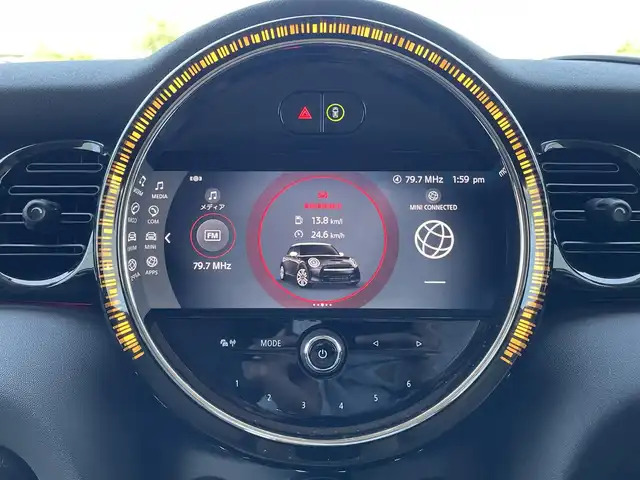 ＭＩＮＩ ＢＭＷ ミニ クーパー 愛媛県 2023(令5)年 1.5万km ペッパー・ホワイト プレミアムプラスパッケージ/純正ナビ　/AM/FM/BT/バックカメラ　/パーキングアシスト　/クルーズコントロール　/インテリジェントセーフティ　/ヘッドアップディスプレイ　/アイドリングストップ　/コーナーセンサー　/ステアリングリモコン　/ETC/デジタルスピードメーター/置くだけ充電/USB/タイプC/D/N席シートヒーター/スペアキー/現状サマー(純正AW)(195/55/R16)/HanKOOK ventus PRime3