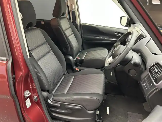 日産 セレナ ハイウェイスター 愛媛県 2020(令2)年 3.3万km マルーンレッド 2トーン 純正10インチナビ　アラウンドビューモニター　両側パワースライドドア フリップダウンモニター ドライブレコーダー　クルーズクルーズコントロール LEDヘッドライト 純正フロアマット　ベンチシート ブラインドスポットモニター